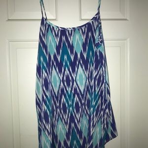 Blue and White Diamond Blue Rain Top